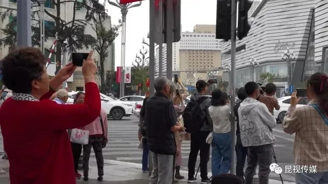 昆明国庆假期 图片来源于都市时报