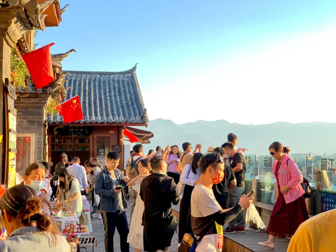 丽江国庆假期 图片来源于都市时报