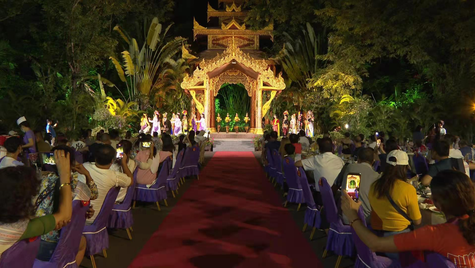 西双版纳夜景 景洪市文化和旅游局、景洪市融媒体中心供图