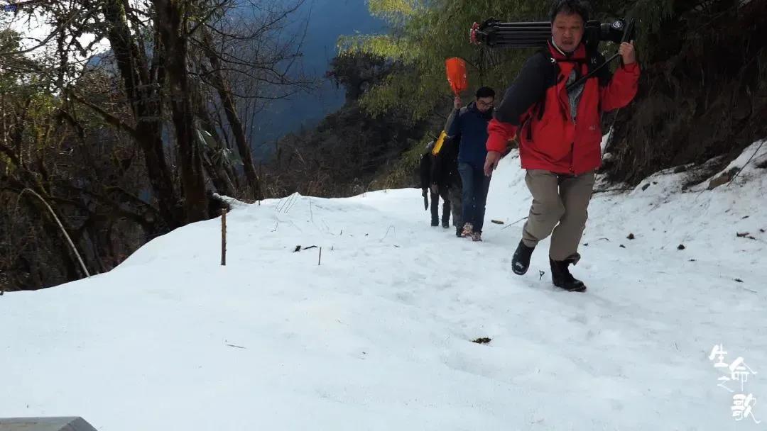 生命之歌拍摄组2.jpg