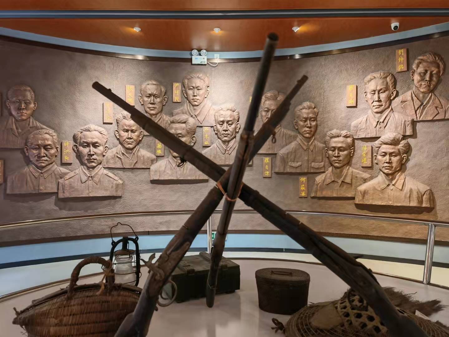 【民族团结进步看德宏】不忘初心 边疆群众心向党