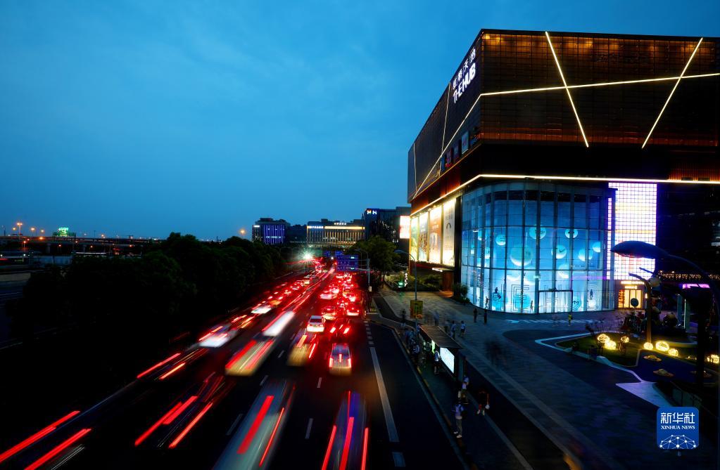 新思想引领新征程·时代答卷丨御风而行向未来——习近平总书记谋划推动长三角一体化发展谱写新篇章