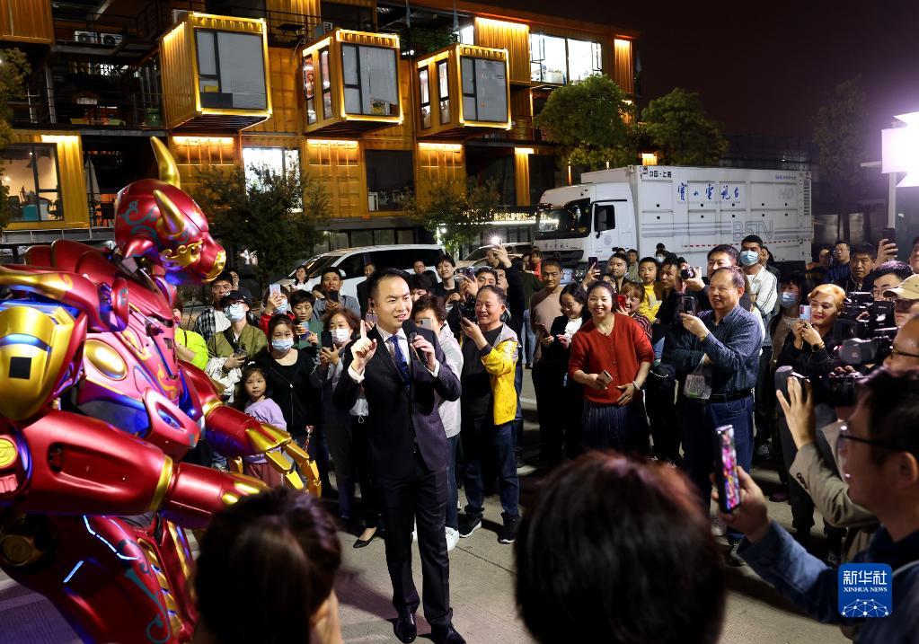 新思想引领新征程·时代答卷丨御风而行向未来——习近平总书记谋划推动长三角一体化发展谱写新篇章