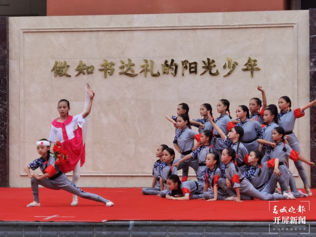 个旧：八“小工程”绵绵用力 文明乡风焕发新气象5.jpg