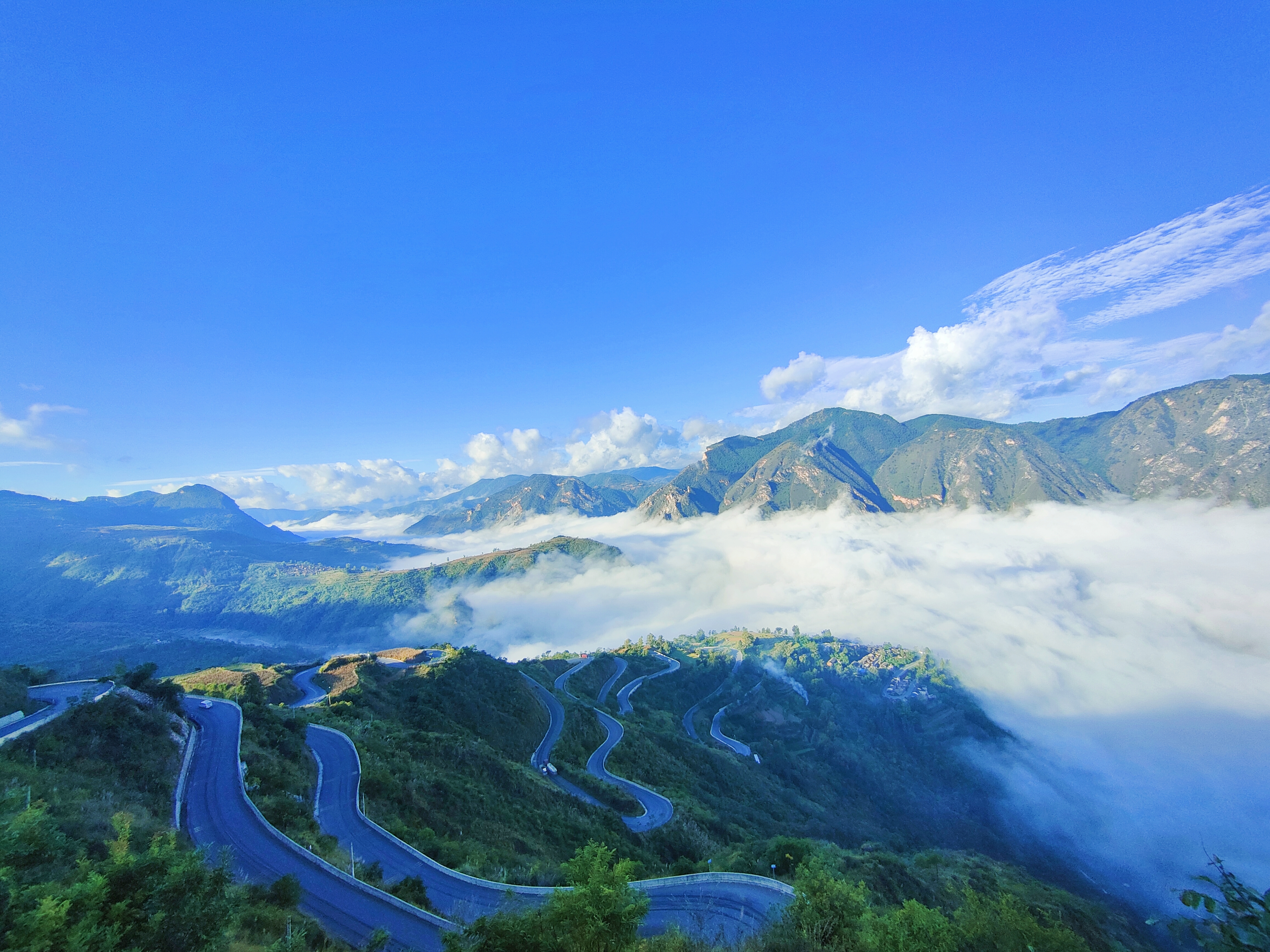 玉溪易门绿汁：邂逅绝美云海（开屏新闻记者 李春丽 通讯员 王晓凤 摄）