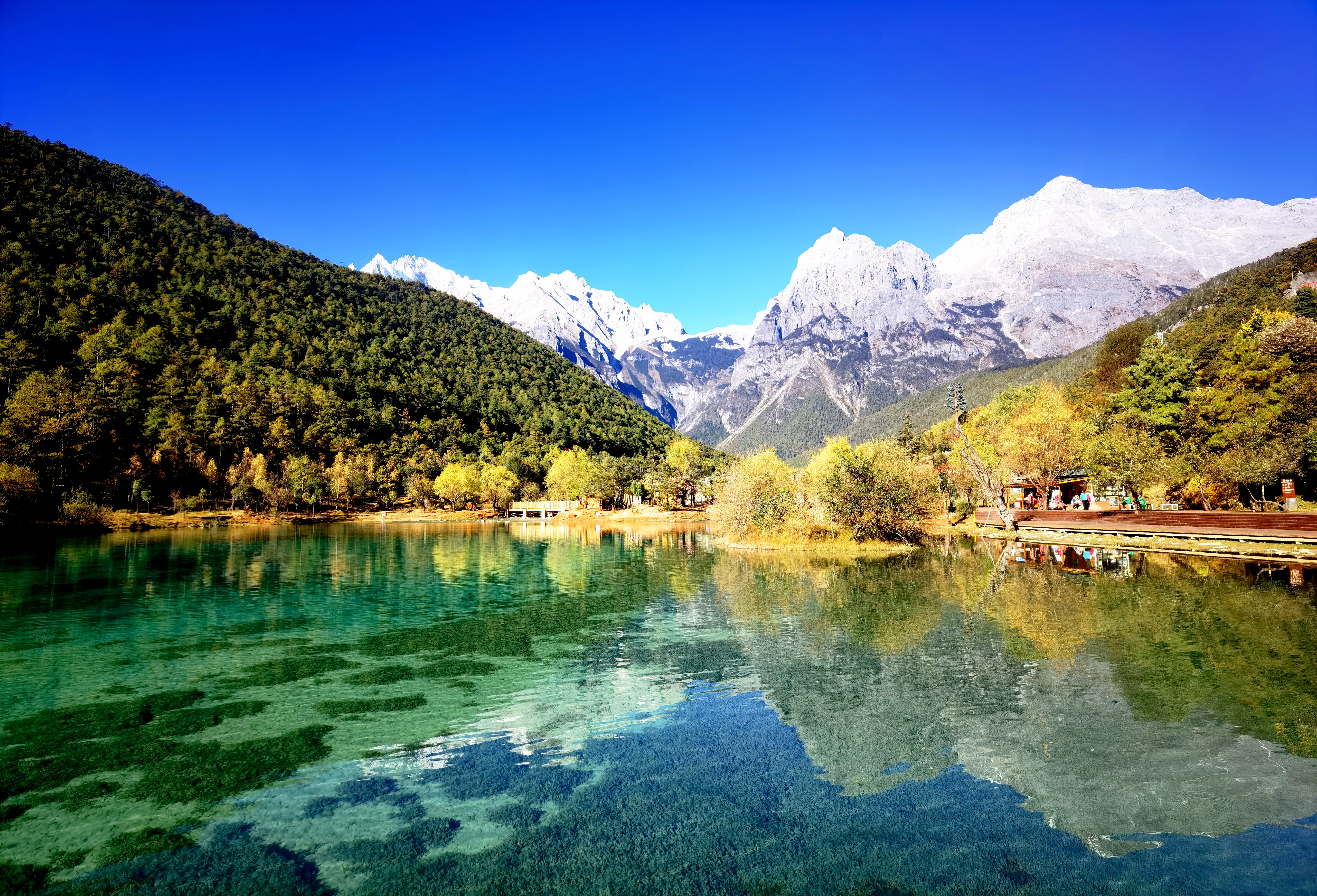 丽江玉龙雪山（图片由@赵子荣 提供）