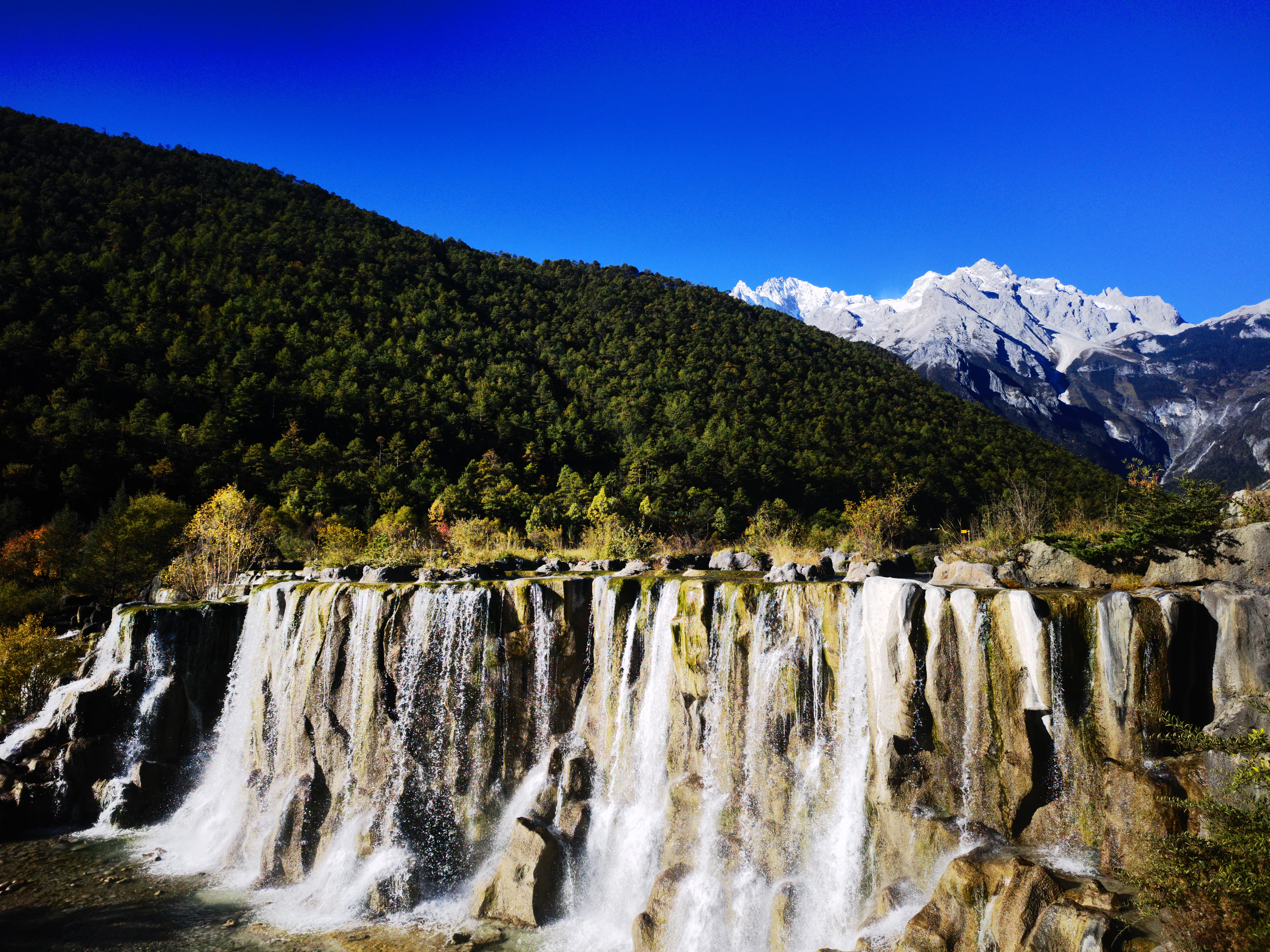 丽江玉龙雪山（图片由@赵子荣 提供）