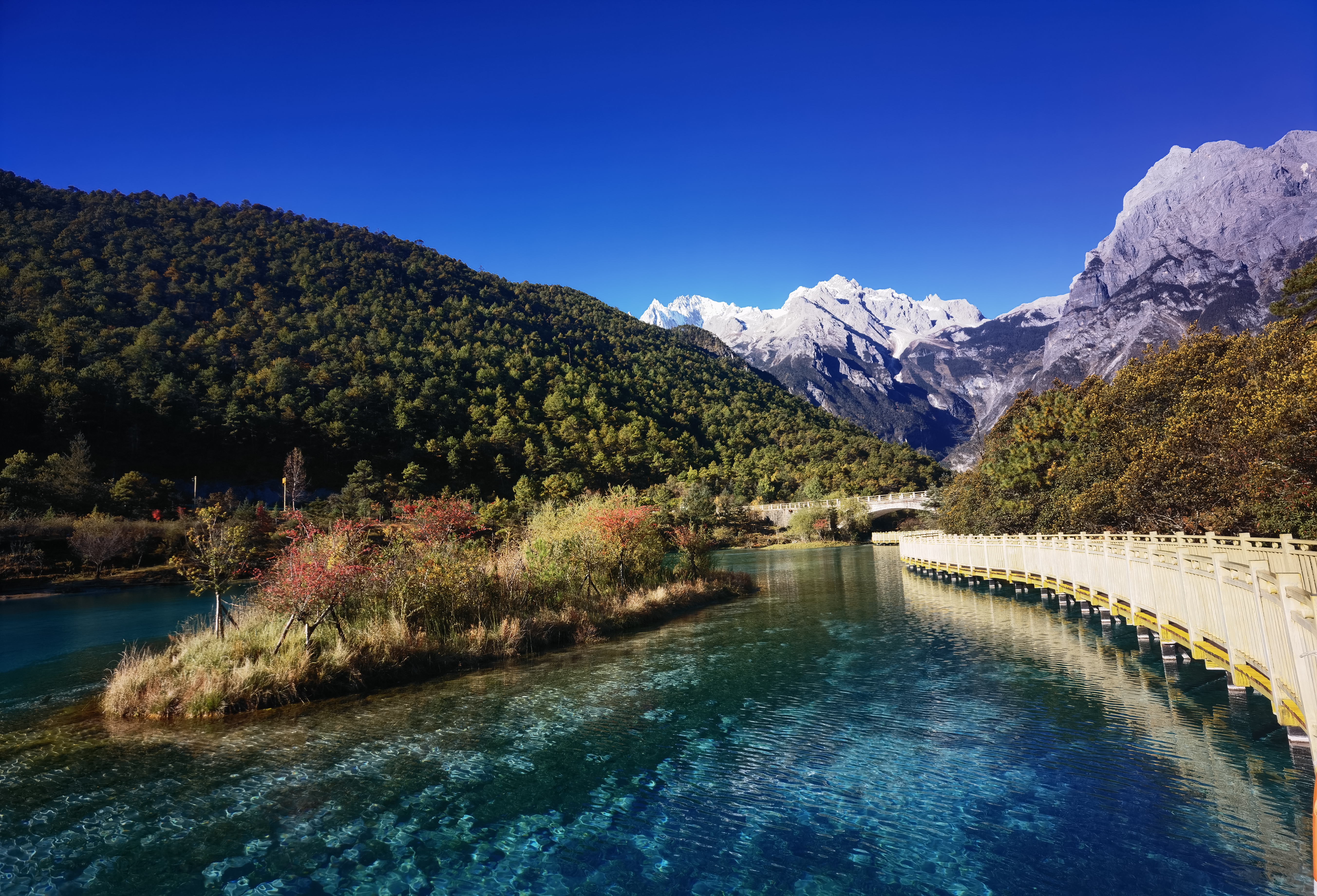 丽江玉龙雪山（图片由@赵子荣 提供）