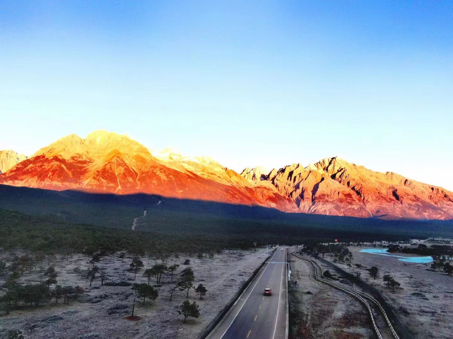 丽江玉龙雪山（图片由@赵子荣 提供）