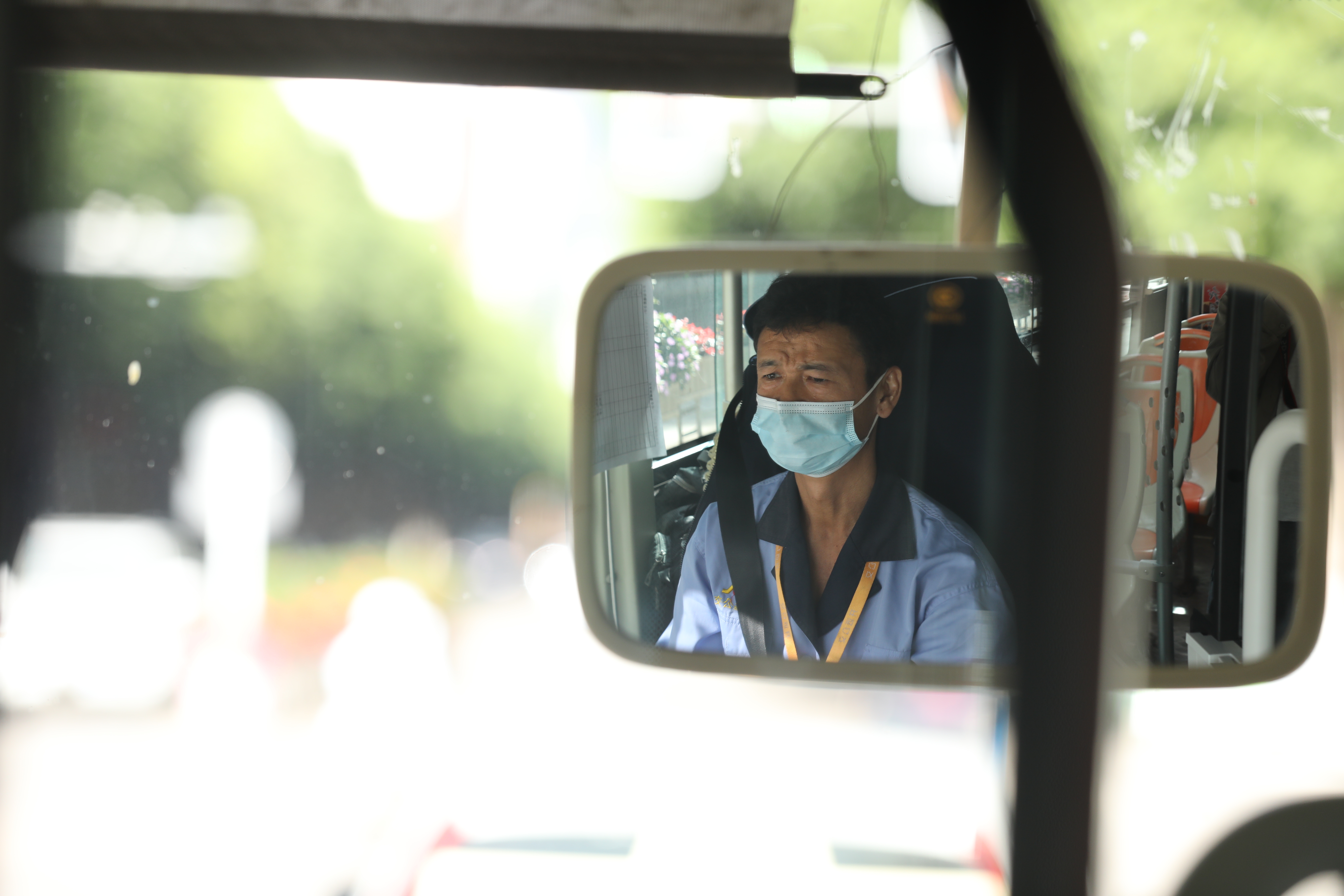 【开放包容 行稳致远】最“啰嗦”公交司机马继瑜:只愿乘客安全到家