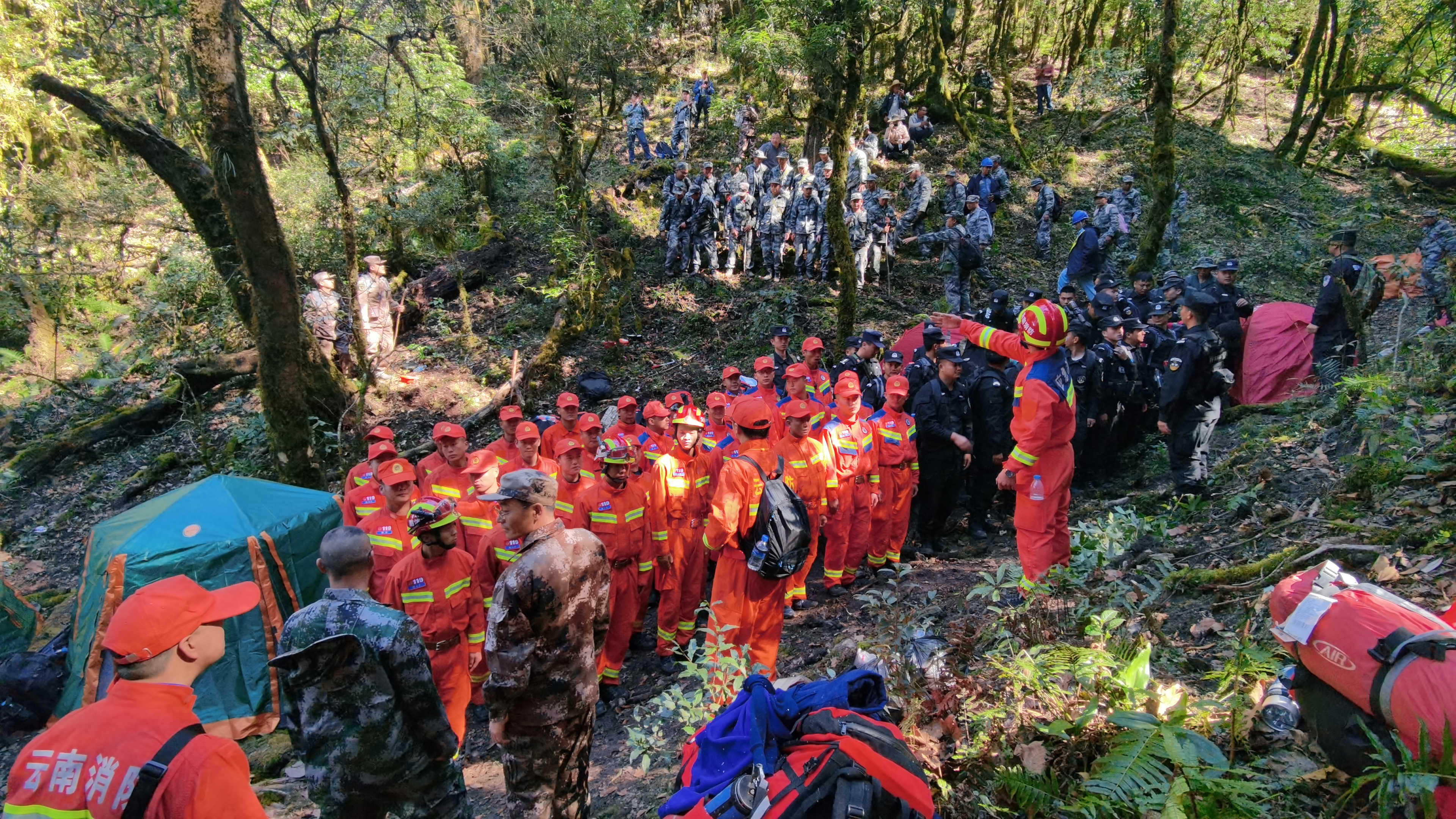 哀牢山紧急营救