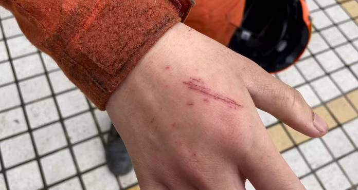 哀牢山搜救人员陆续返回驻地 马艺宁 摄