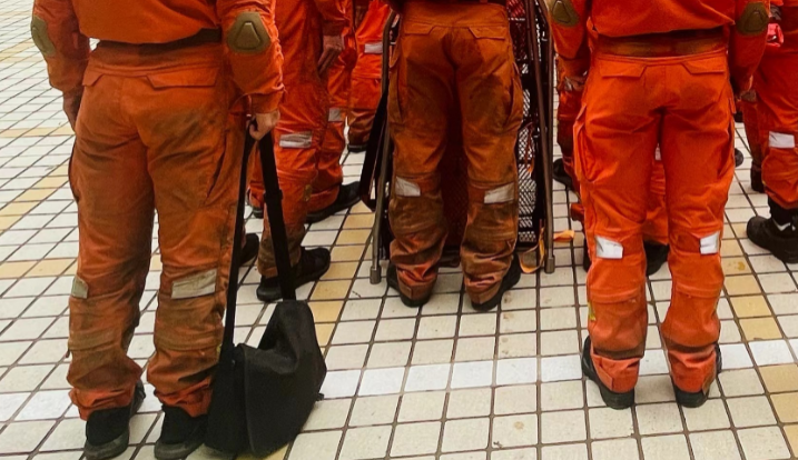 哀牢山搜救人员陆续返回驻地 马艺宁 摄