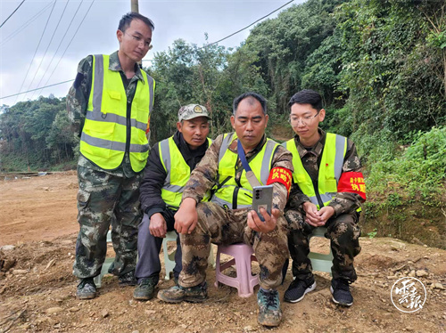 振奋人心！全省各地干部群众收听收看云南省第十一次党代会直播（图自云报客户端）
