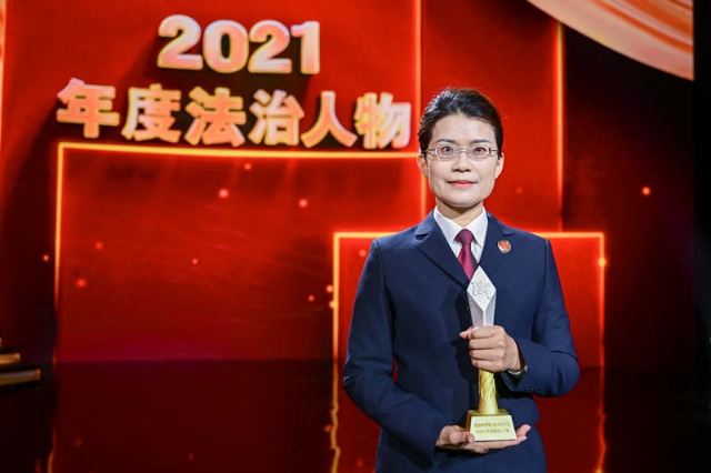 良法善治 同心同行｜2021年度法治人物——吴美满1.jpg