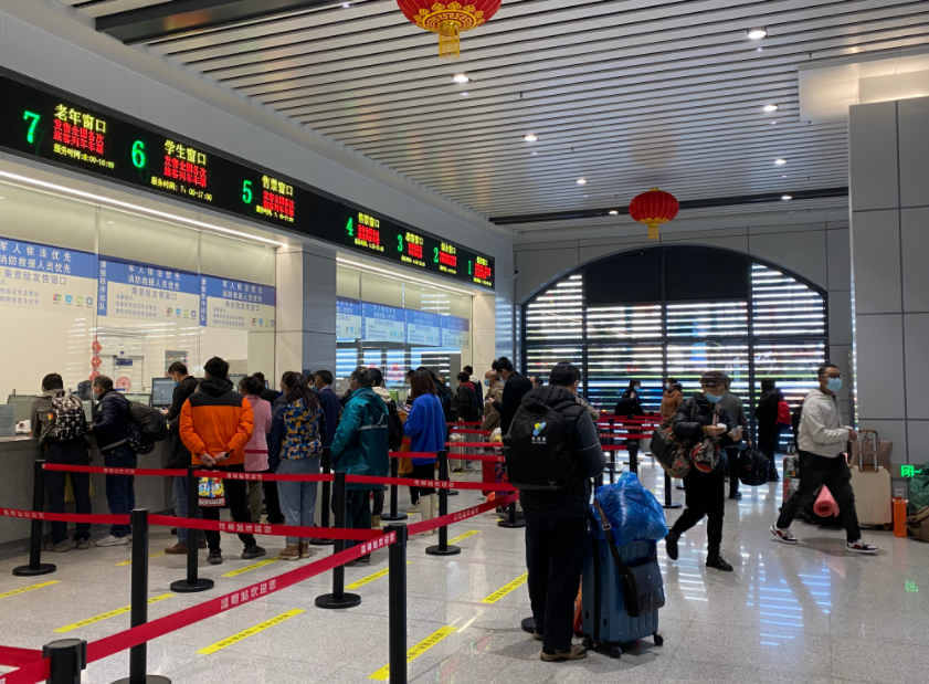 大年初四，云南铁路迎来春节假期返程小高峰（供图）