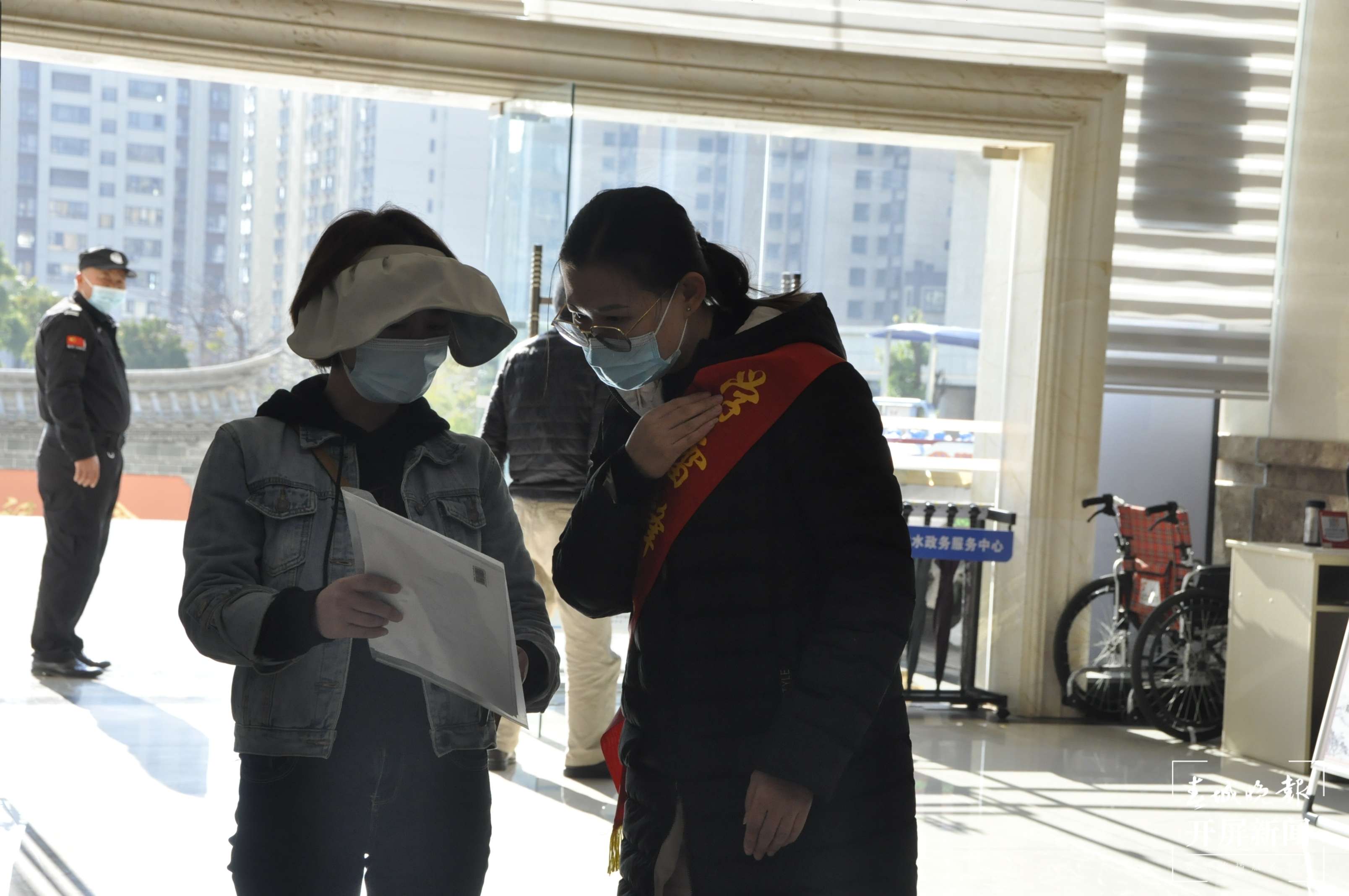 【最美乡愁话建水】建水：线上线下一体化 政务服务更便民