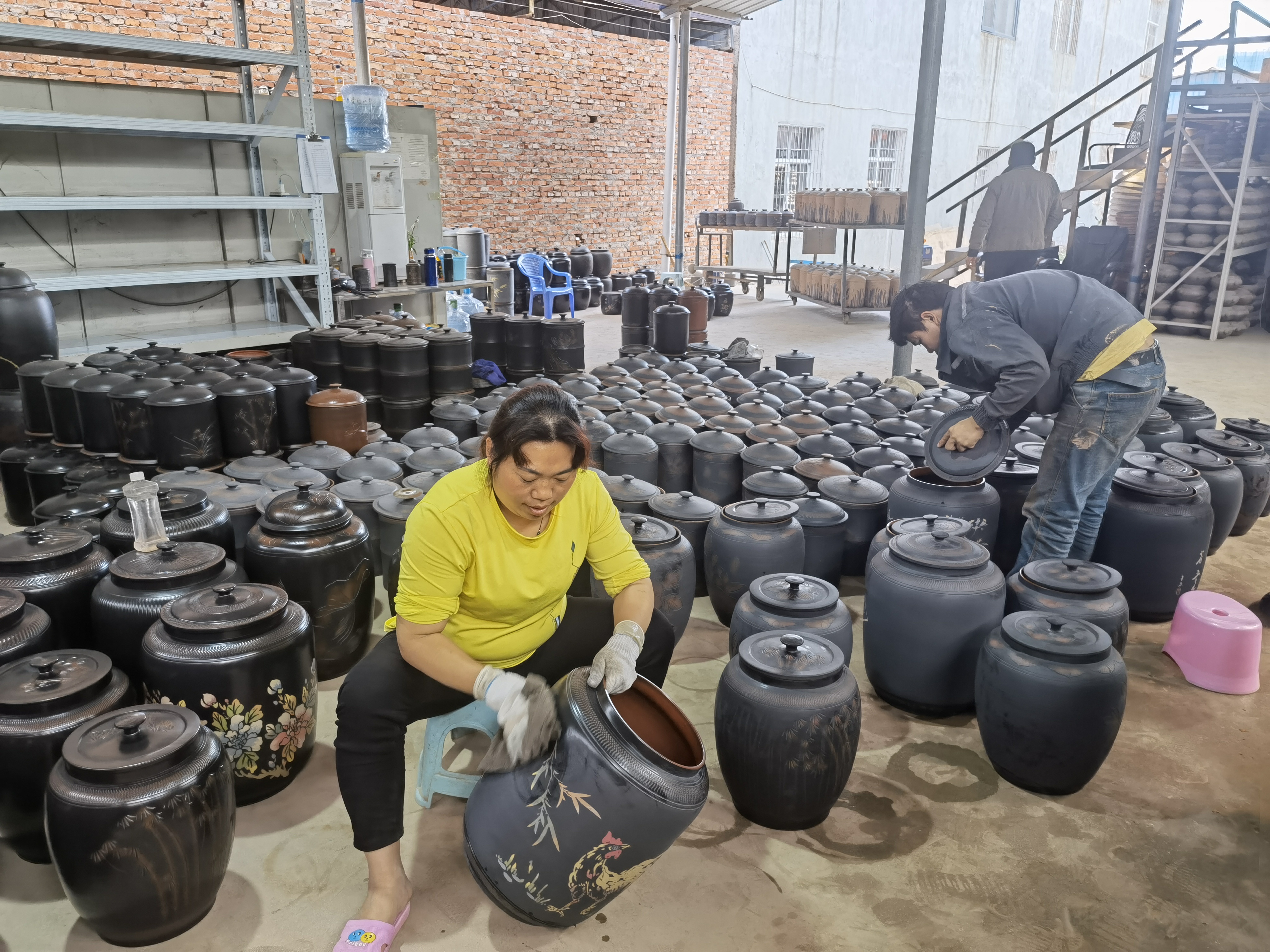 【最美乡愁话建水】小云科技：工艺创新 实现紫陶定制化工业生产