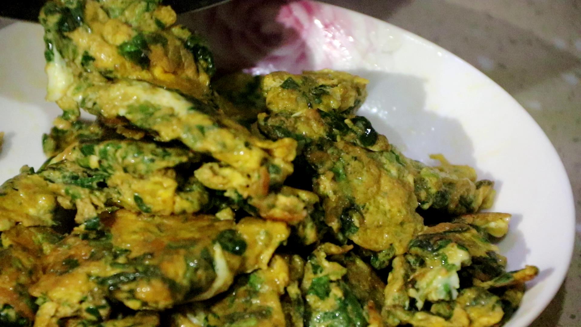 【吃“春”正当时】施甸：香菜（开屏新闻记者 崔敏 通讯员 杨丽娟 摄）