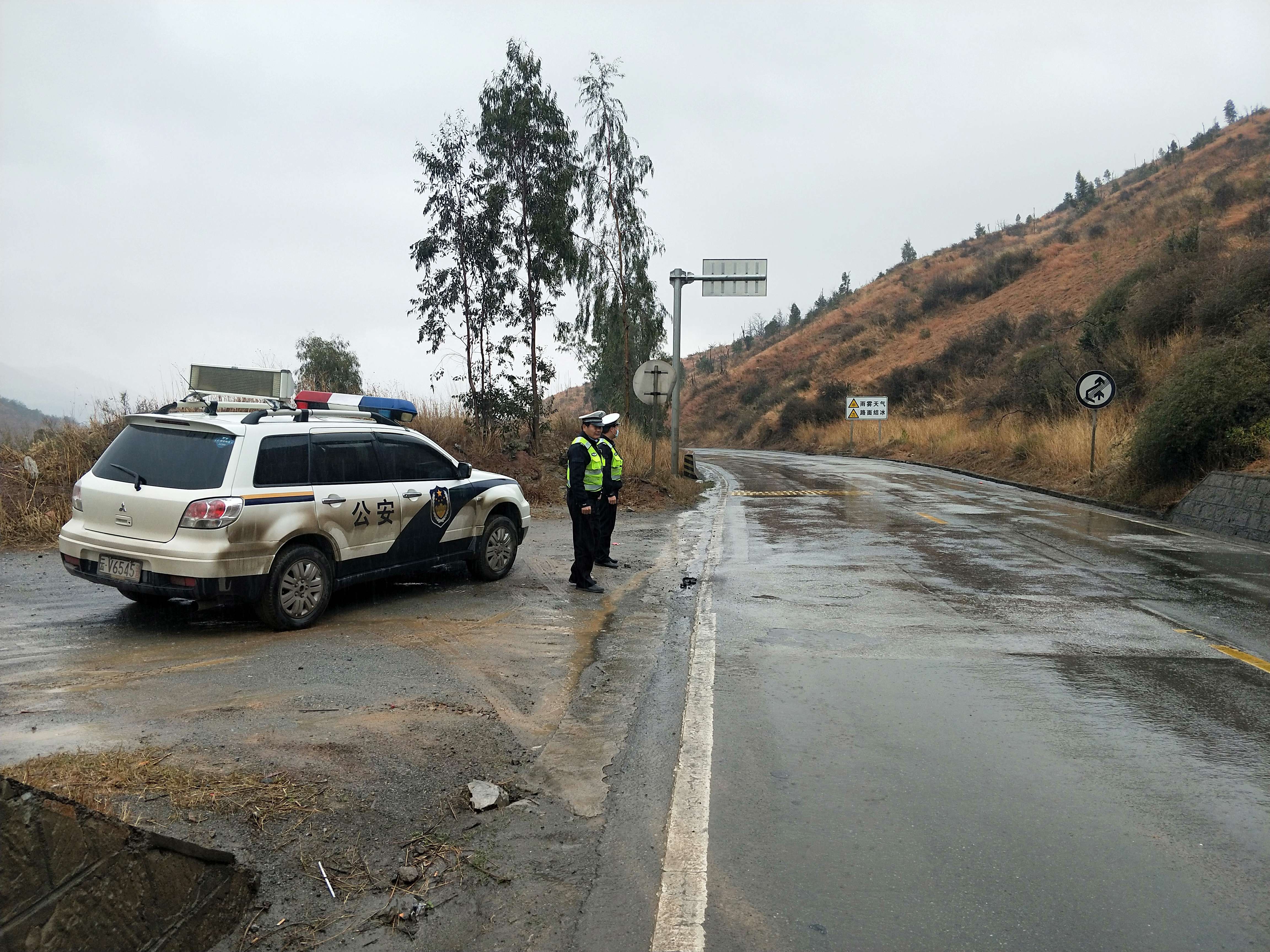 大理州公安局交警支队供图