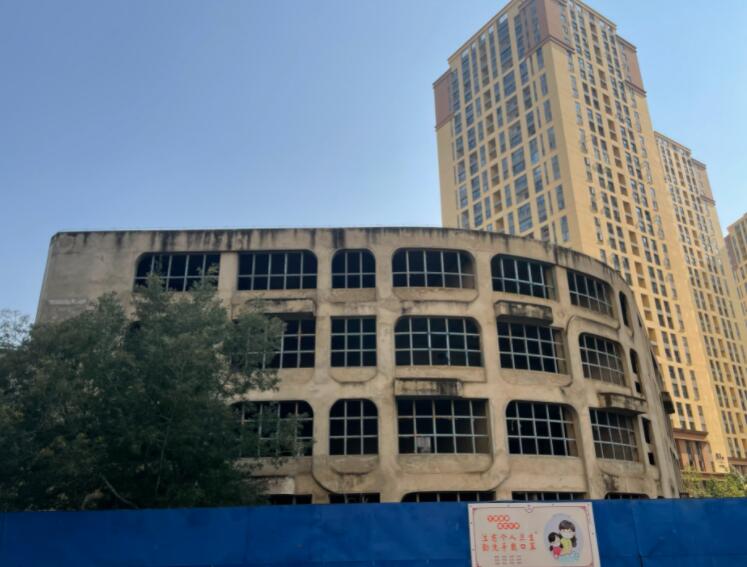 昆明楼盘（开屏新闻记者 颜媛 孙江荭 实习生 赵佳琦 摄）