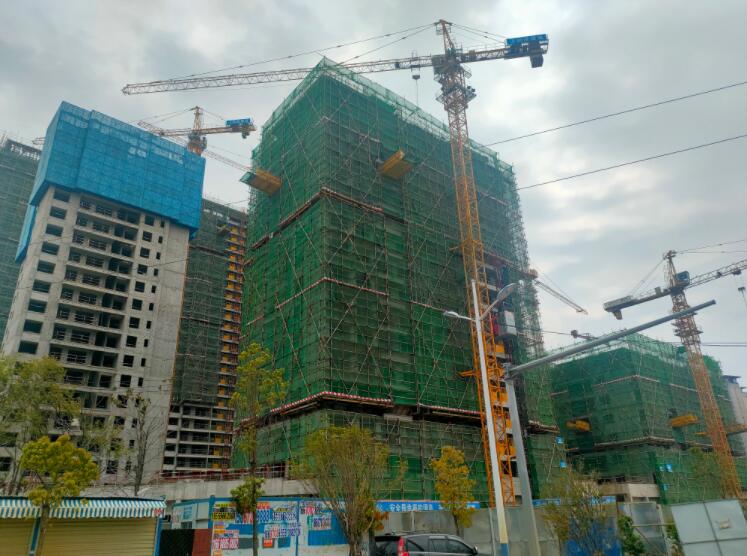 昆明楼盘（开屏新闻记者 颜媛 孙江荭 实习生 赵佳琦 摄）