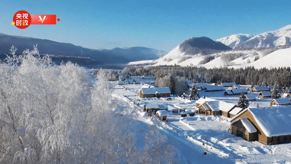 弘扬北京冬奥精神 书写冰雪运动华章2.gif