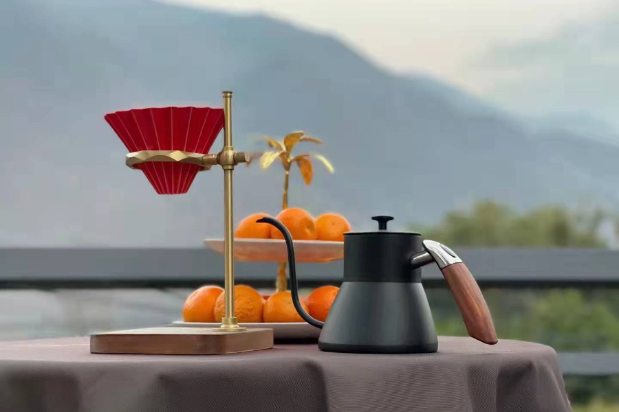 丙闷大榕树布莱恩咖啡体验中心 崔敏 通讯员 甘湉 摄