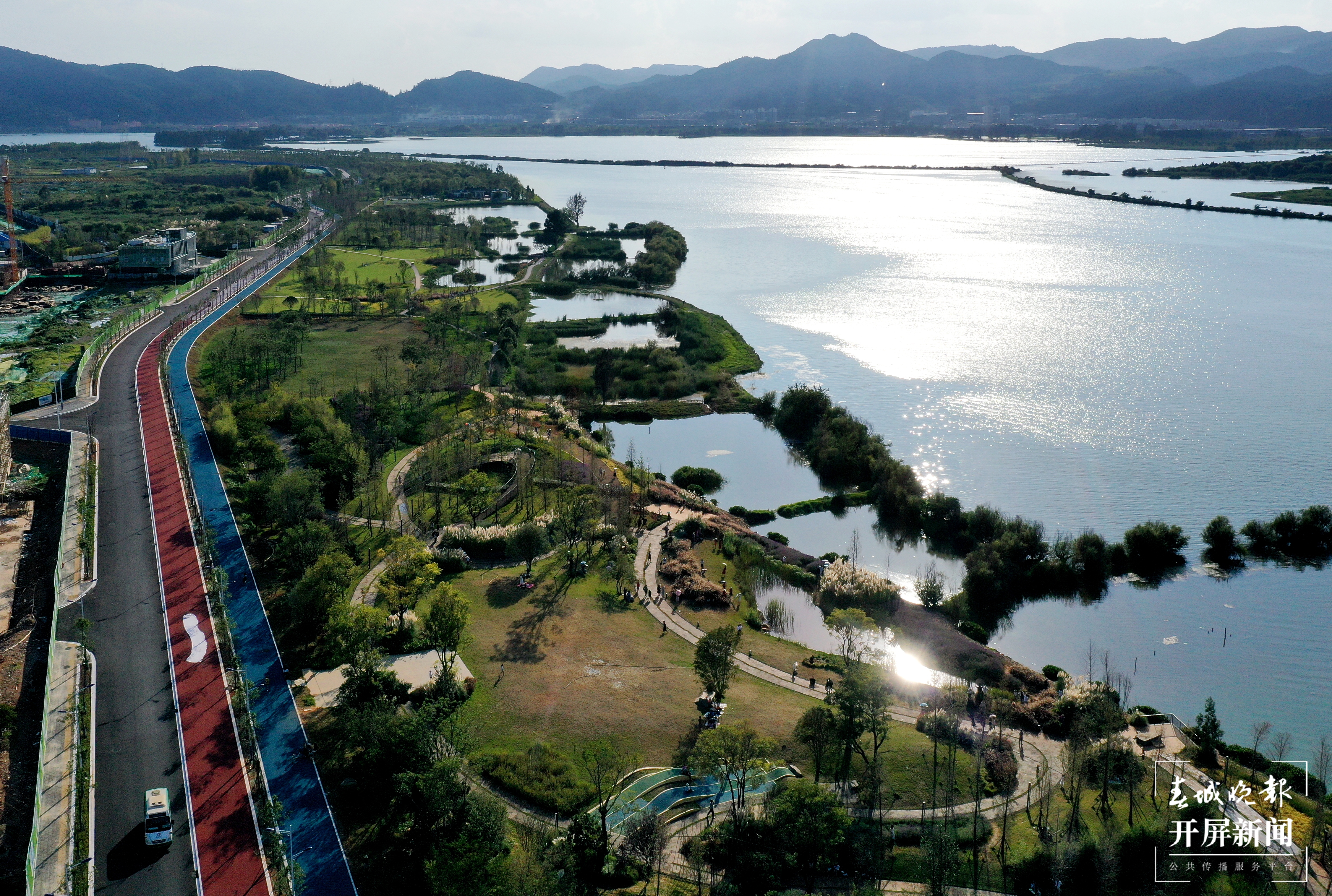 草海隧道公园（记者 张彤 摄影报道）