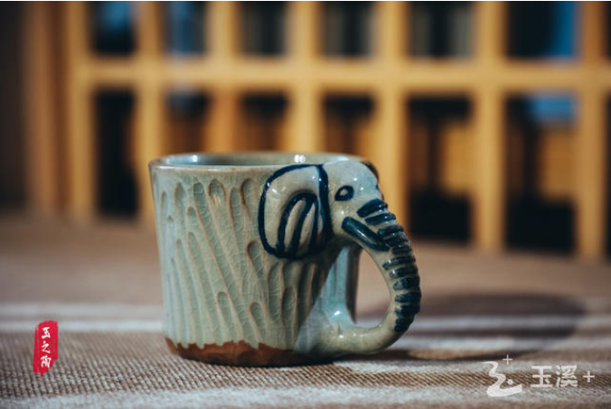 玉溪青花2.png