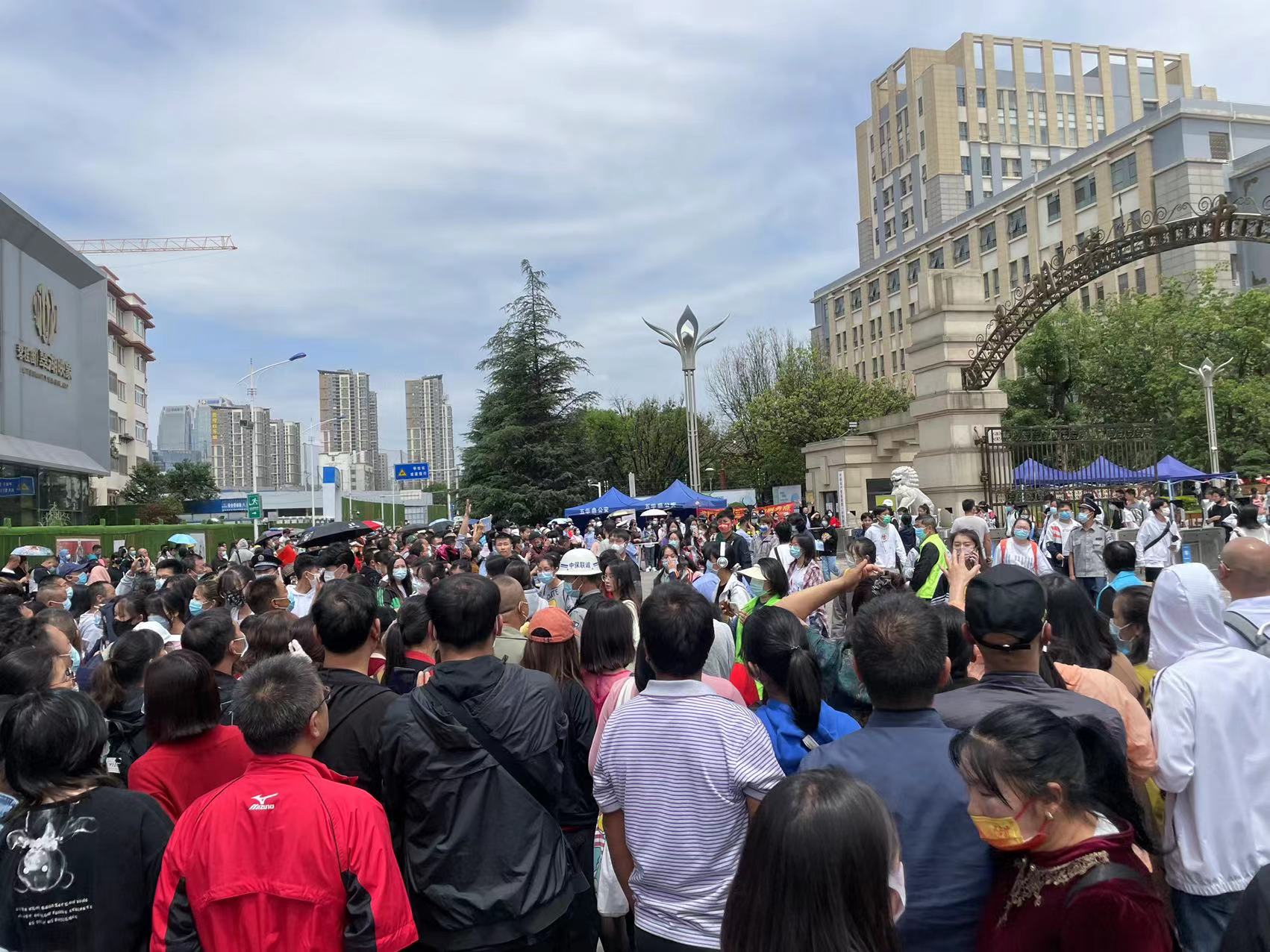 2022年昆明高考第一天