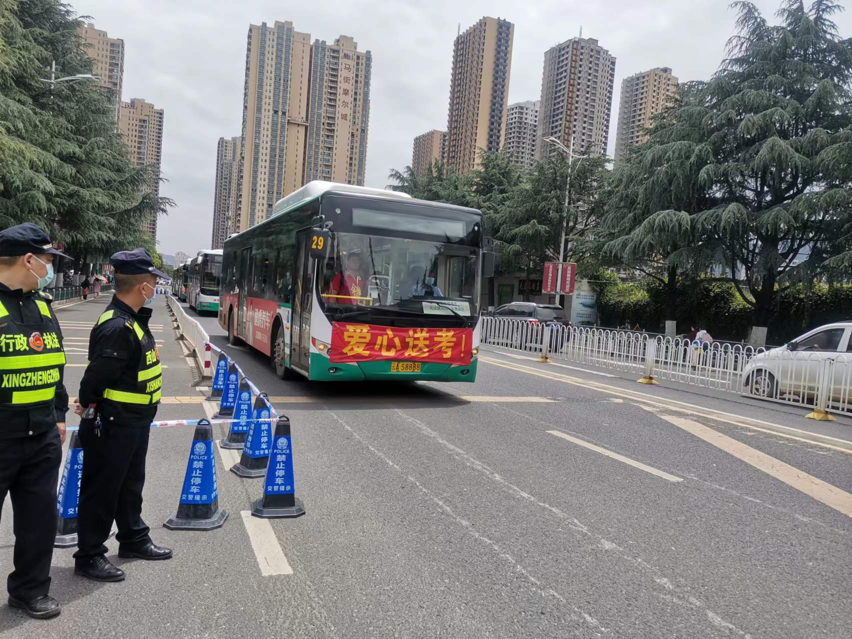 2022年昆明高考第一天