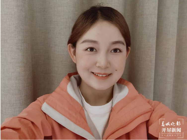 义举感动全城！昆明公交车上救人小姐姐获阿里巴巴天天正能量特别奖