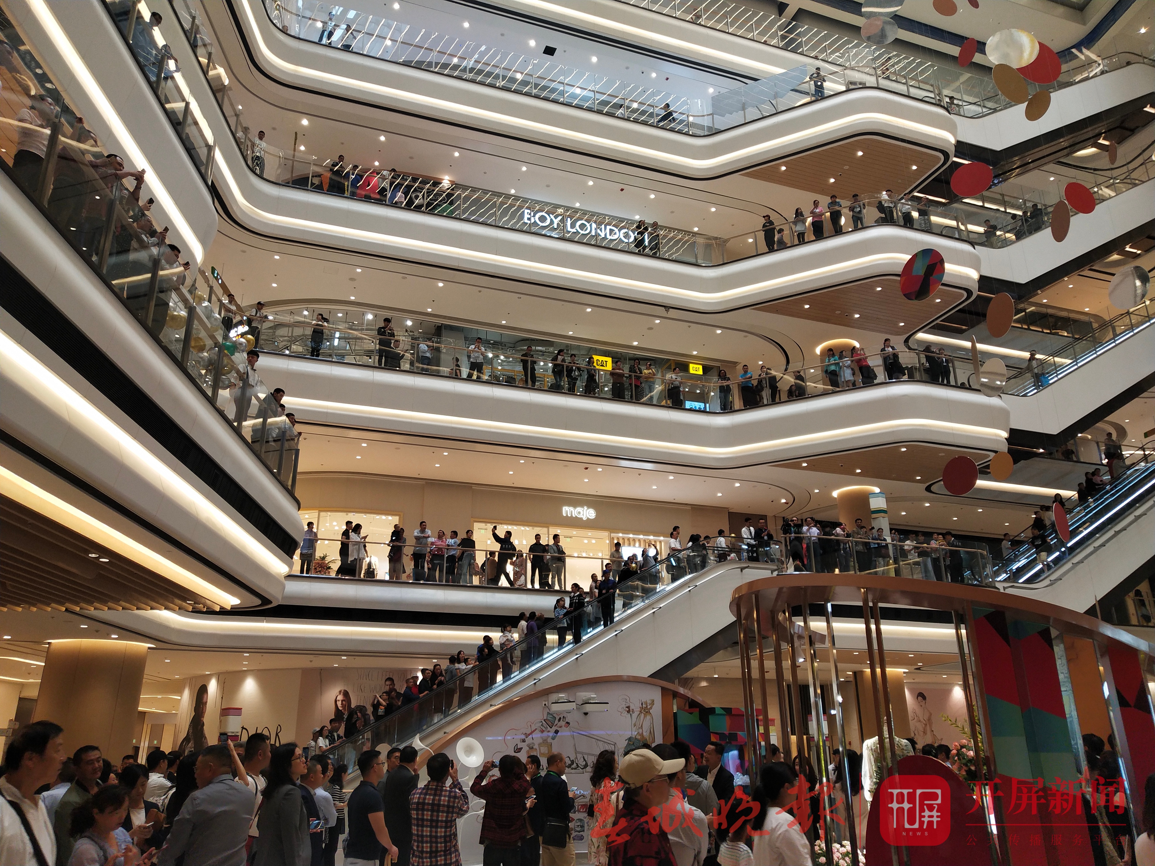 恒隆广场开业晚报记者初体验
