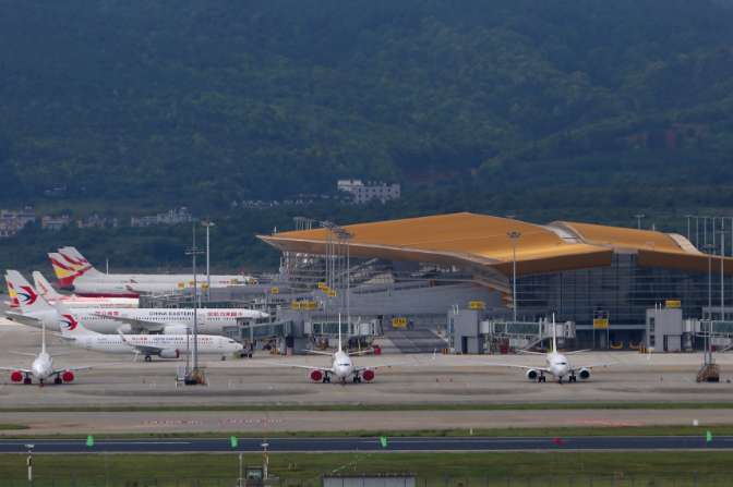 昆明长水国际机场S1卫星厅一隅。（倪嘉云 摄）.png