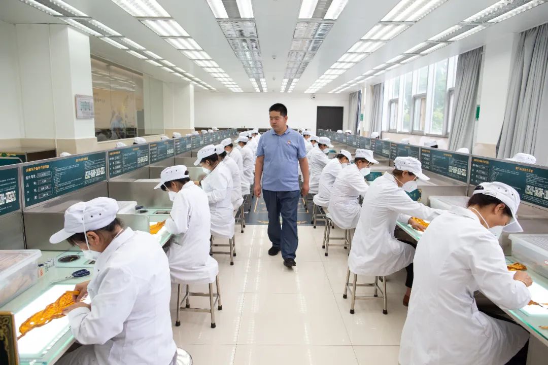 玉溪卷烟厂复烤一车间党支部