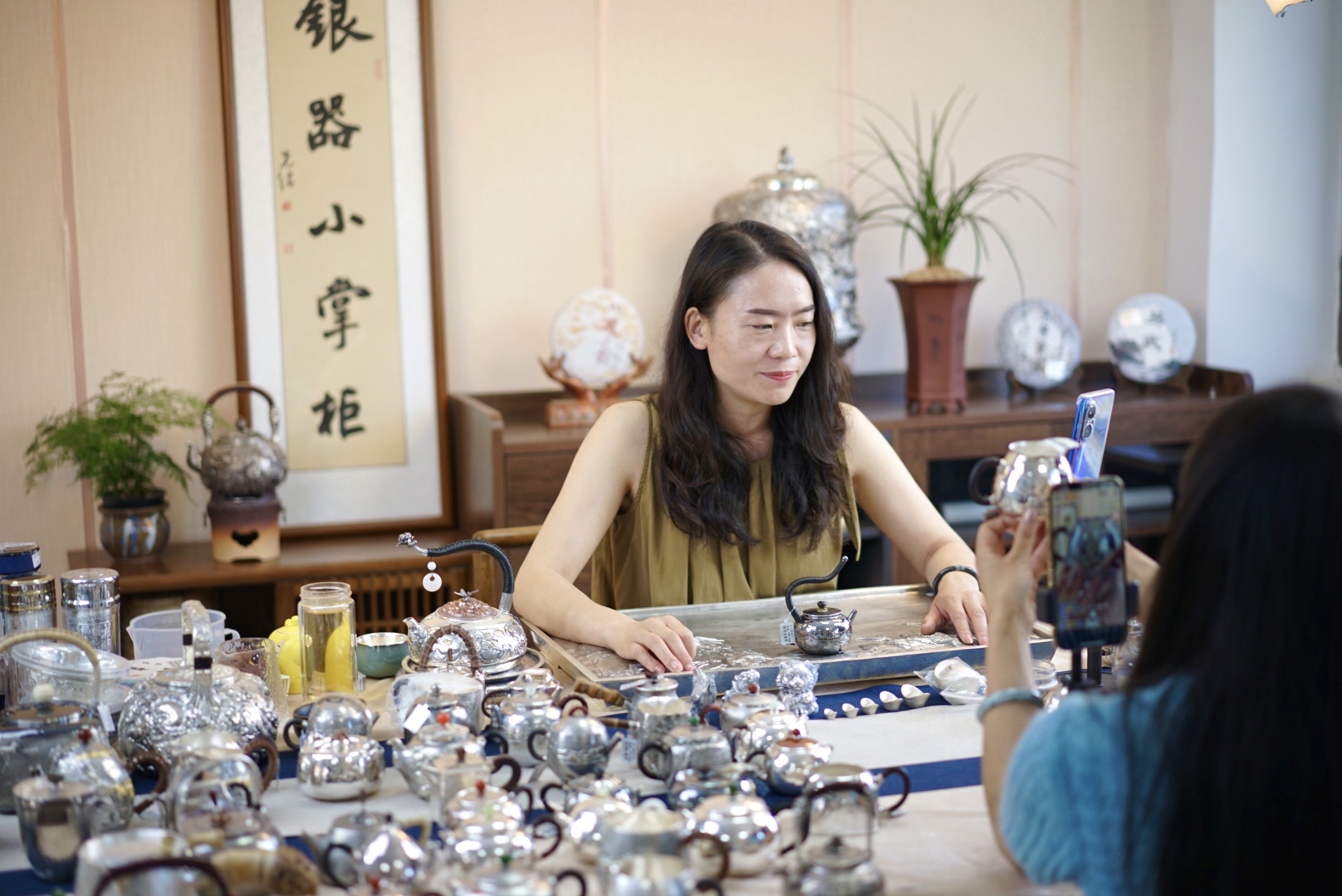 鹤庆新华小镇：千年银艺奏响团结之音 特色小镇绘就发展蓝图8.jpg