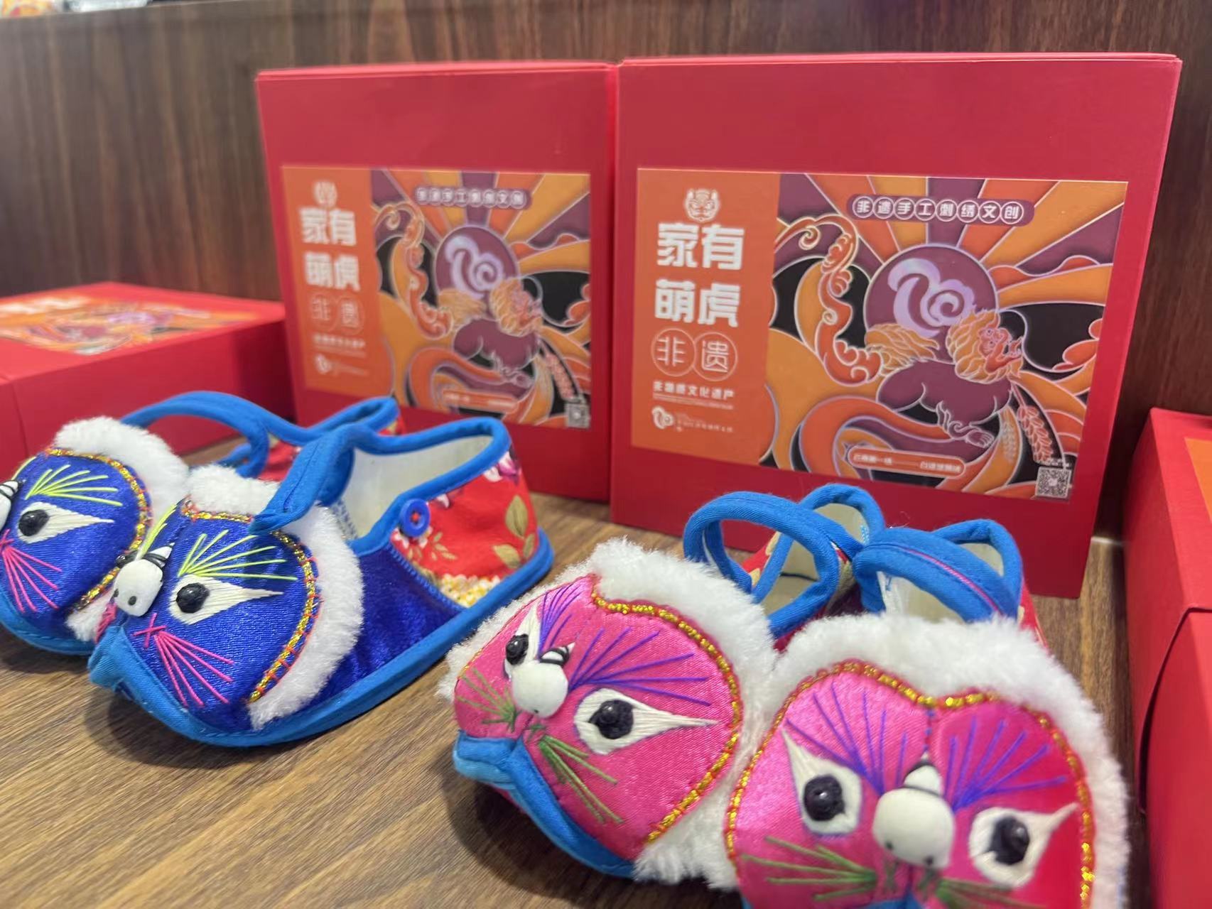 现场直击｜闭幕倒计时，参展商和逛展市民都在争分夺秒