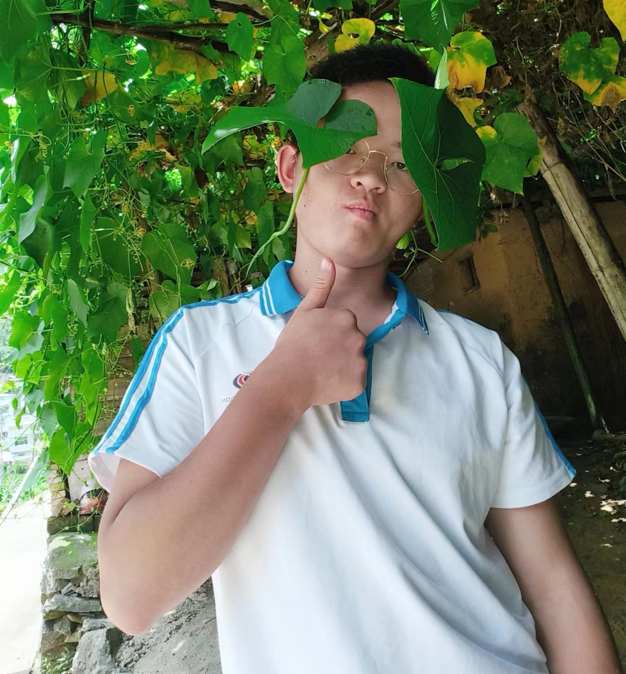 将差距转化为前进的动力，这个文山男孩完成了从自卑到自信的转变（受访者供图）