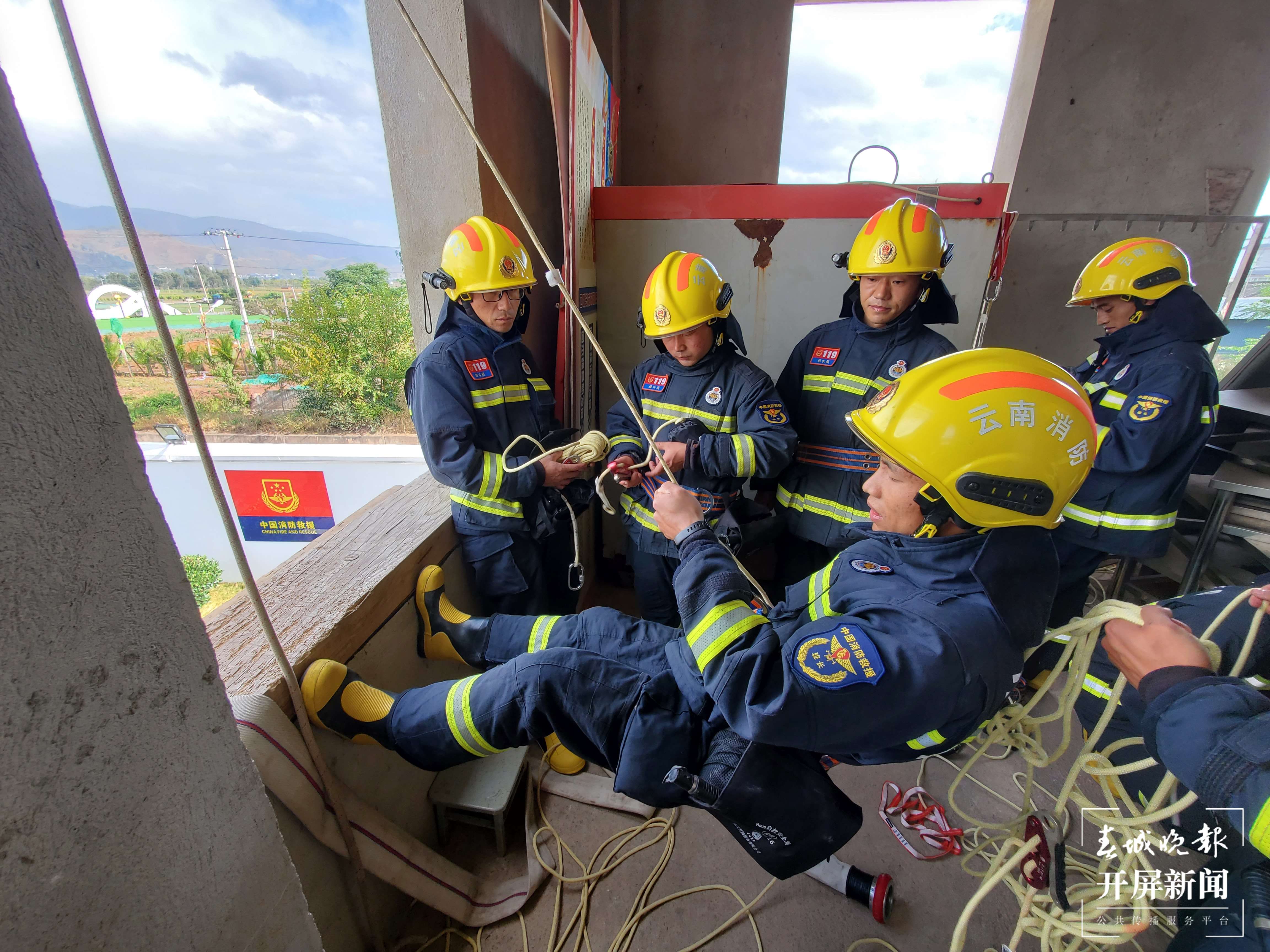 铸牢中华民族共同体意识看大理 | 弥渡县消防救援大队：当好弥川各族群众的“守夜人”