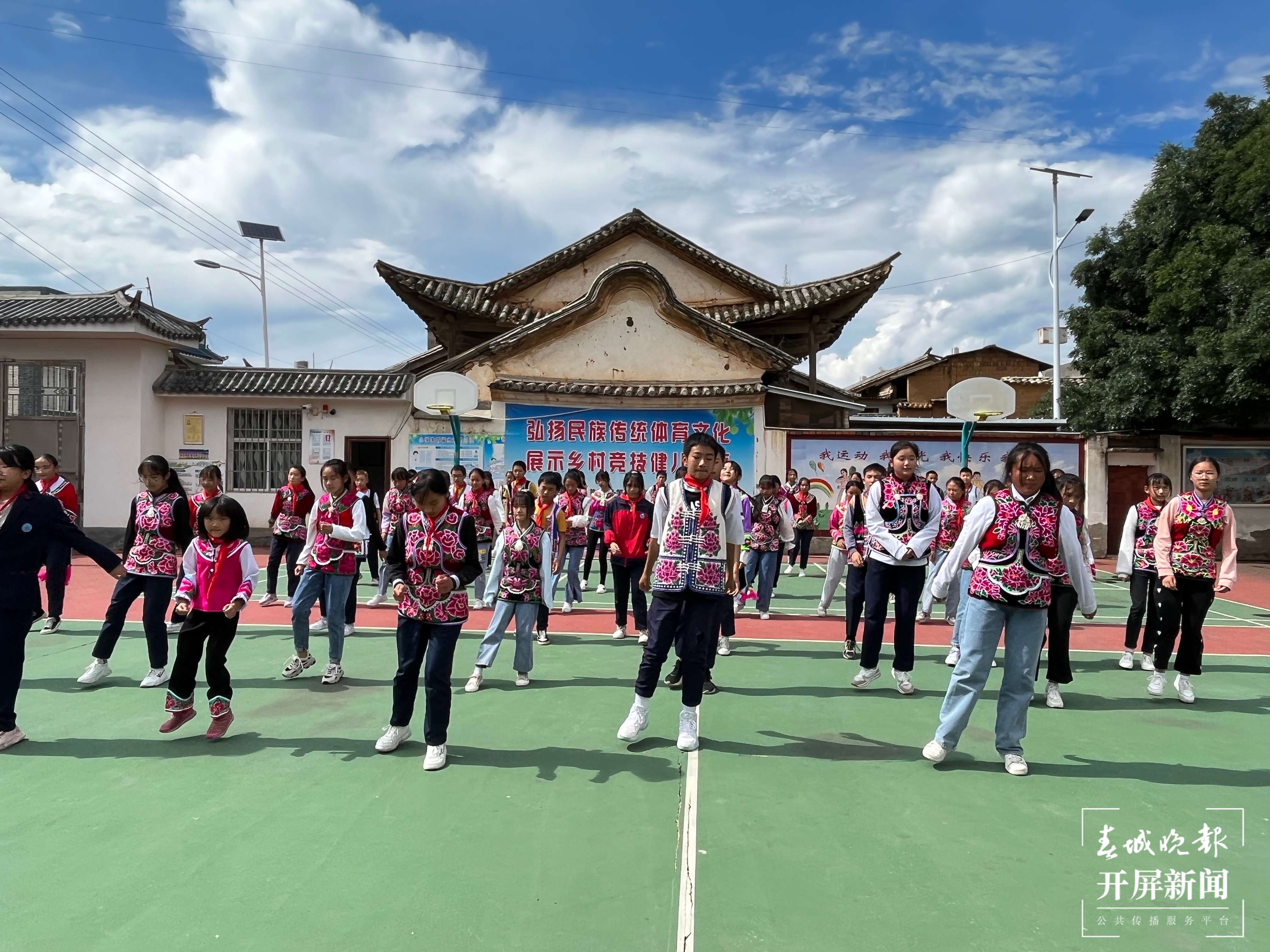铸牢中华民族共同体意识看大理 | 祥云县普淜小学：孕育民族团结花
