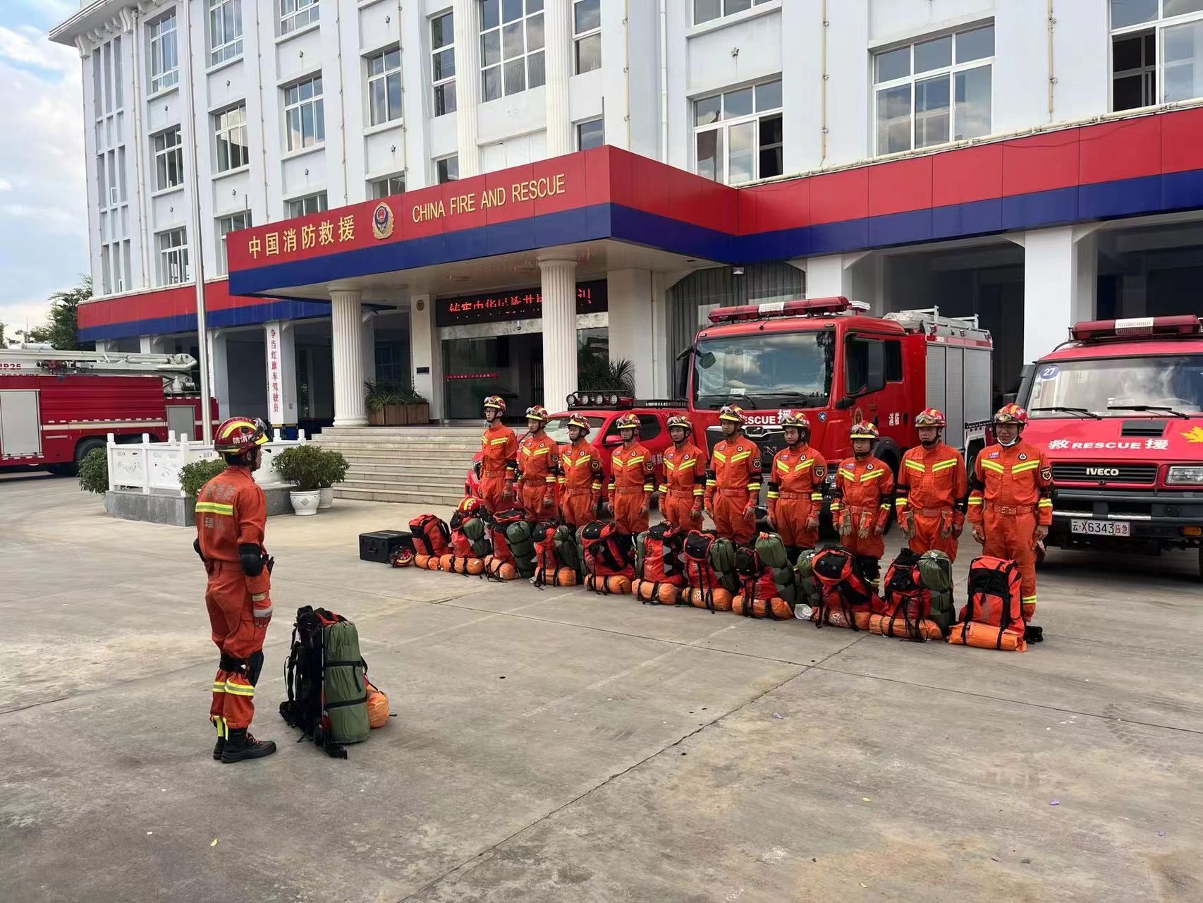 铸牢中华民族共同体意识看大理 | 竭诚奉献“火焰蓝” 护卫祥云保平安