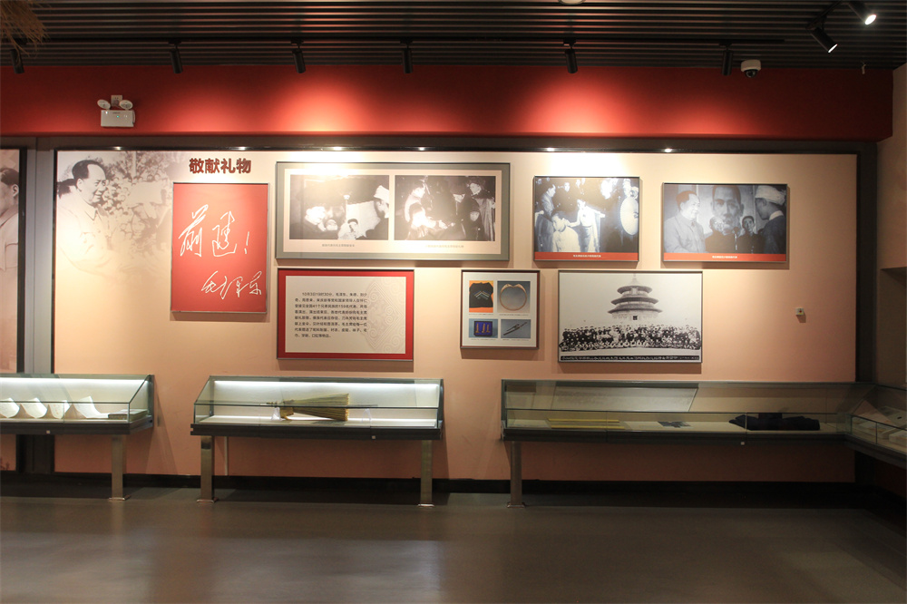 云南统战这十年丨走进普洱民族团结园 重温民族团结铮铮誓言