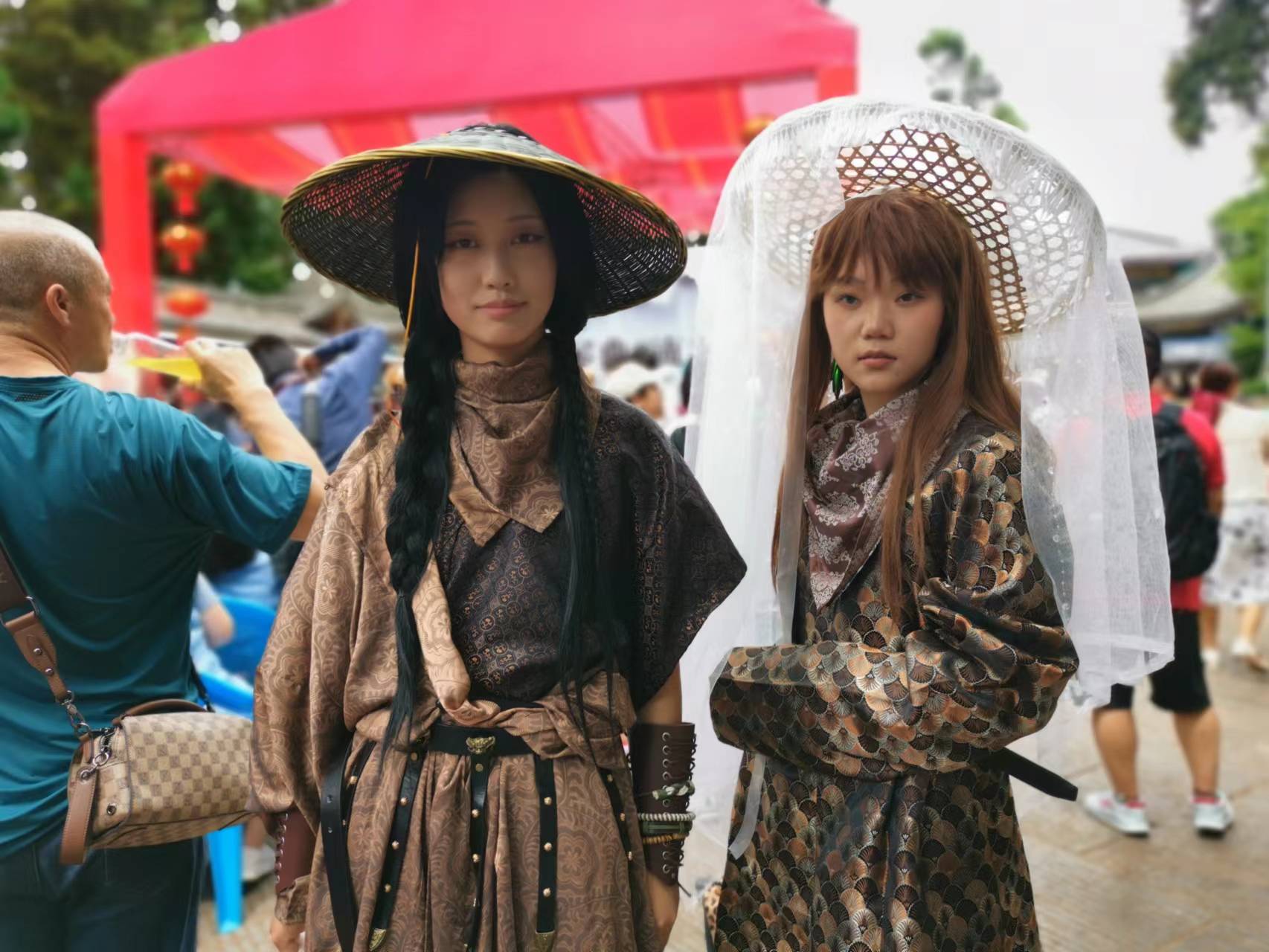 这个七夕 西山景区被汉服同袍密集打卡 (1).jpg