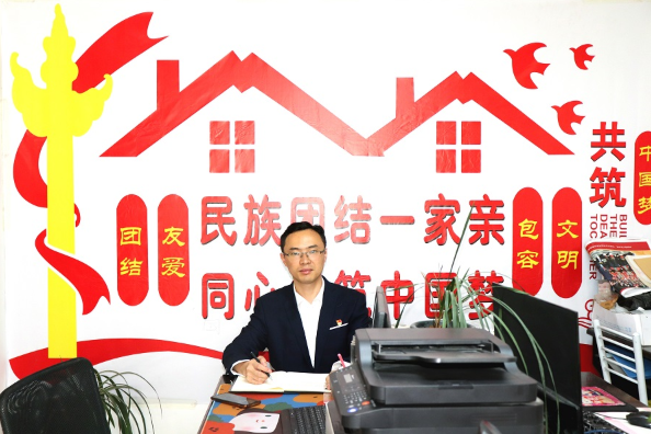 杨晓海（资料图）。新华网发 云南省委统战部 供图.png