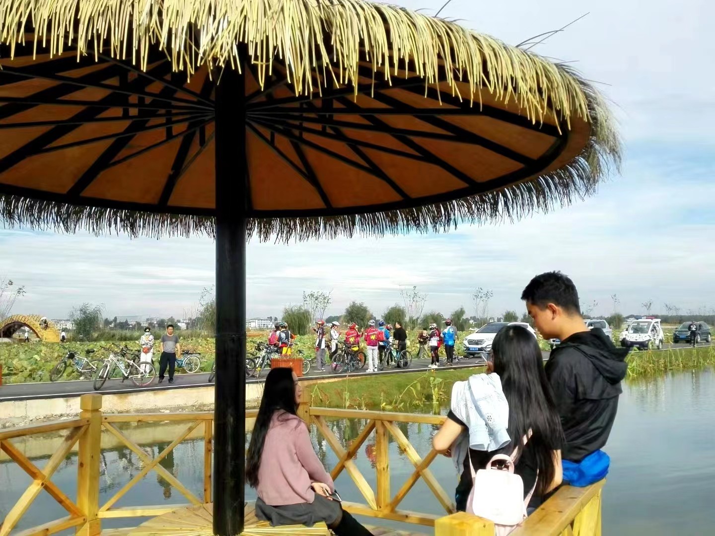 曲靖麒麟沿江街道：支部引领聚合力 高原水乡铺出幸福路 (2).jpg