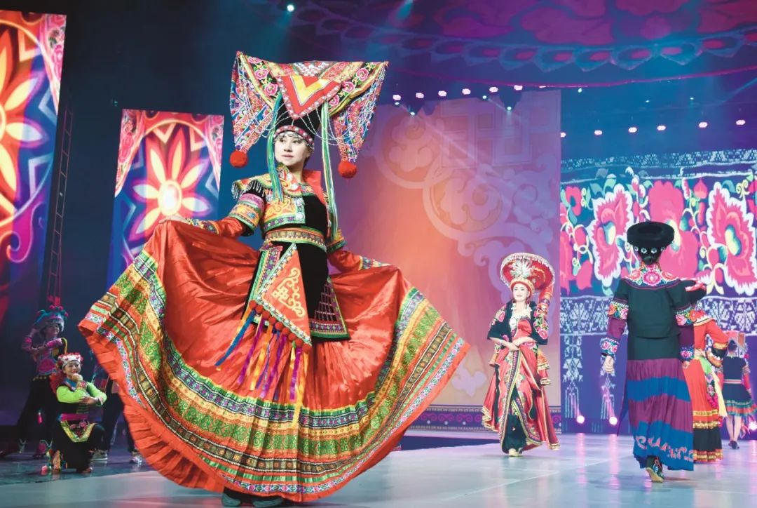 资料图 楚雄彝绣。楚雄州委宣传部供图.jpg