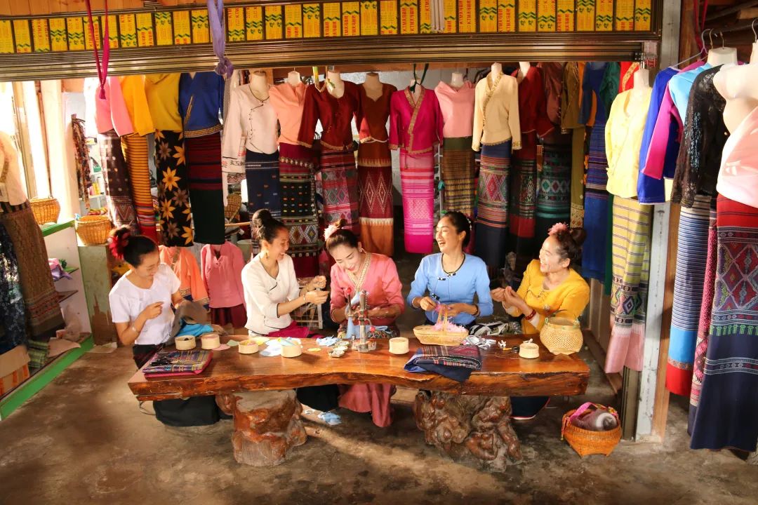 我们都是一家人 普洱整董镇4.jpg