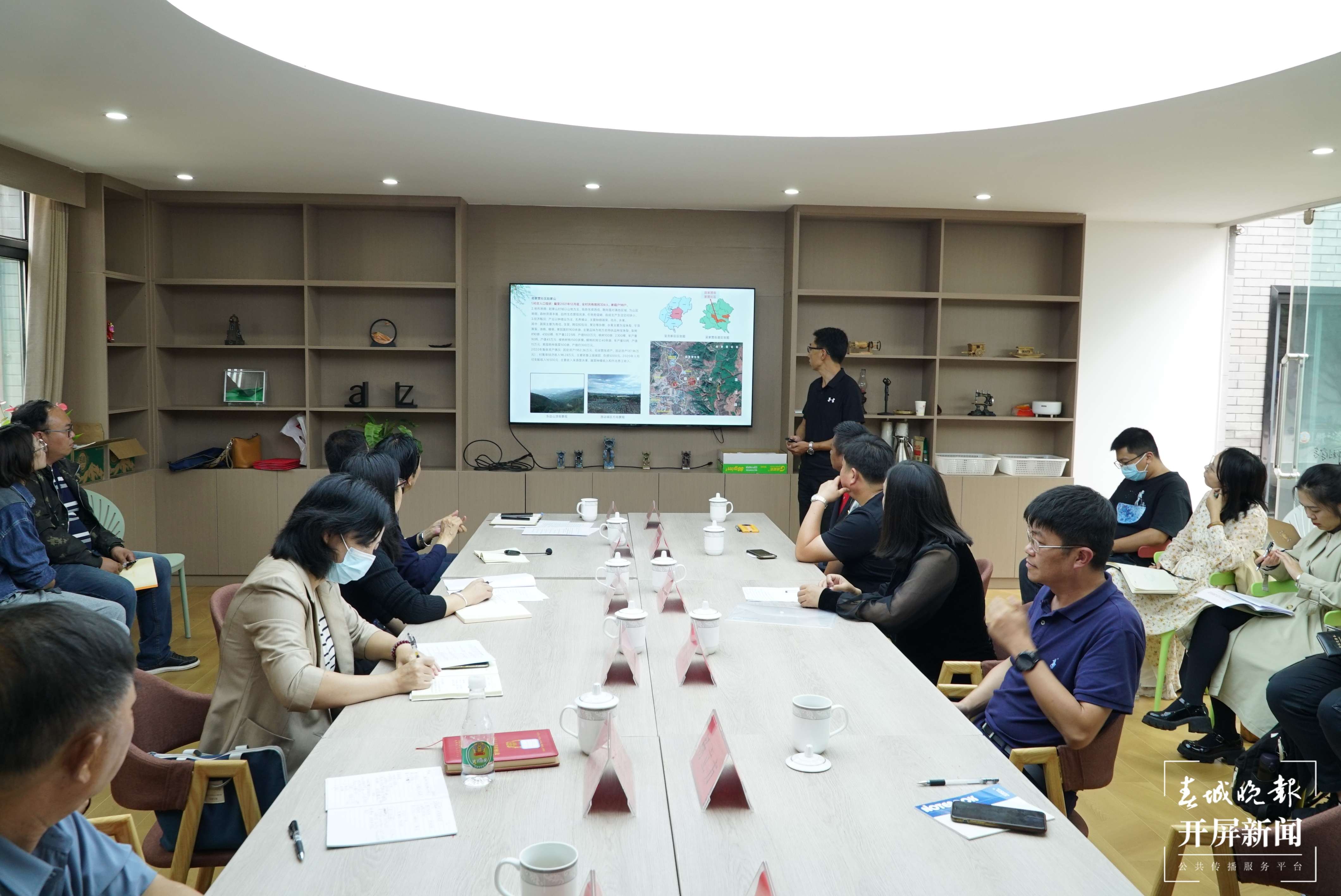 赋能乡村振兴 呈贡区举行2022年“万名人才兴万村”行动推进会