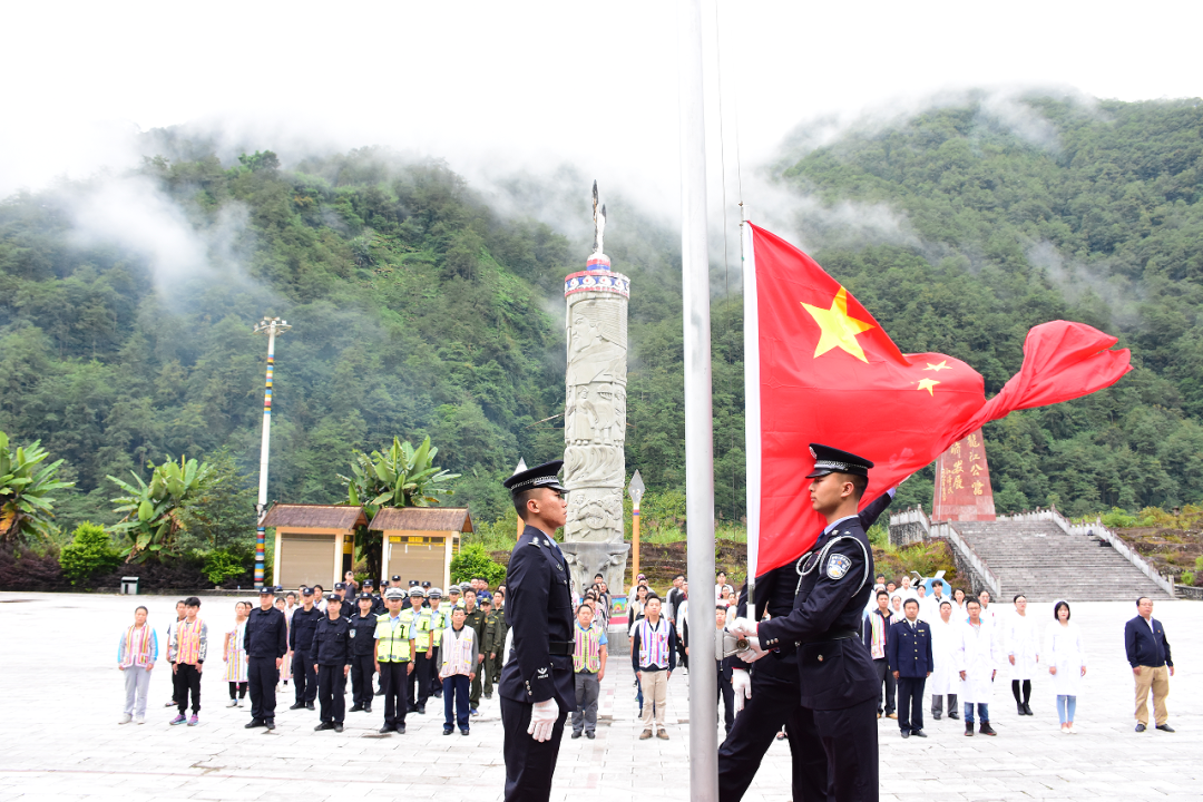 我们都是一家人 | 怒江独龙江乡：甜蜜生活是什么样？嘹亮歌声告诉你
